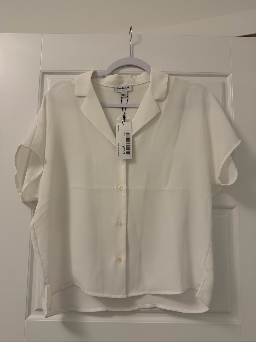 BNWT - Frank and Oak Women's White Button-Front Camp Collar Top